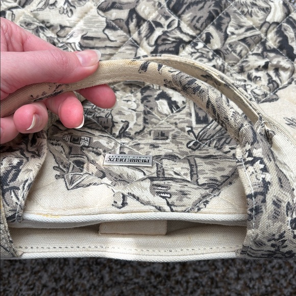 PIERRE DEUX Vintage French Country Cream Tote Bag with Vintage Toile Print - Picture 6 of 8